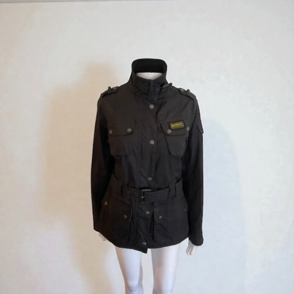 Barbour Black Utility Jacket for Women - Picture 8 of 10